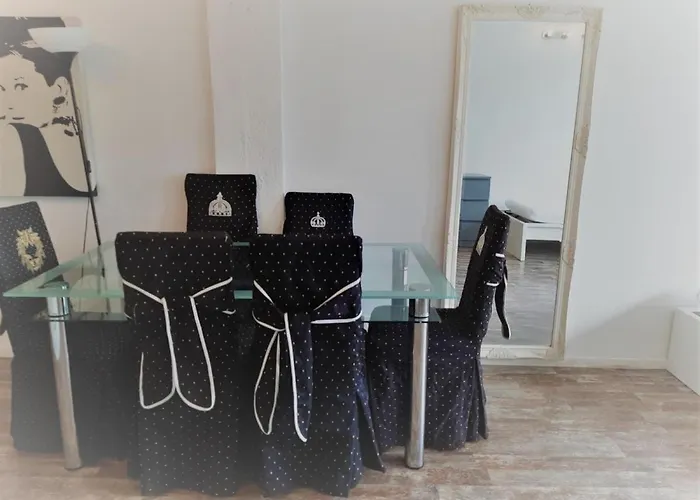 Mehrbett-Apartment 6 Citynah, Einfache Ausstattung