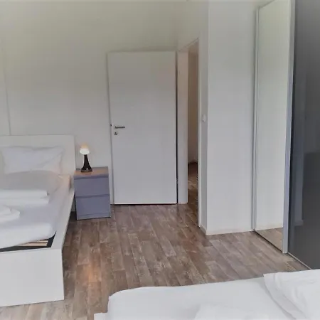 Mehrbett-Apartment 6 Citynah, Einfache Ausstattung Amburgo Esterno foto
