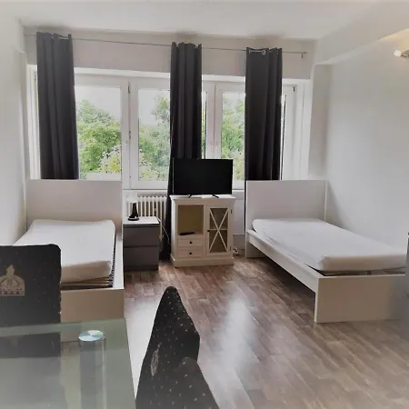 Mehrbett-Apartment 6 Citynah, Einfache Ausstattung Amburgo Esterno foto